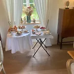 Le Manoir Du Ribardon 3*
