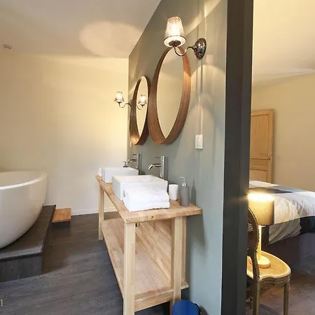 Le Manoir Du Ribardon فندق مبيت وإفطار 3*