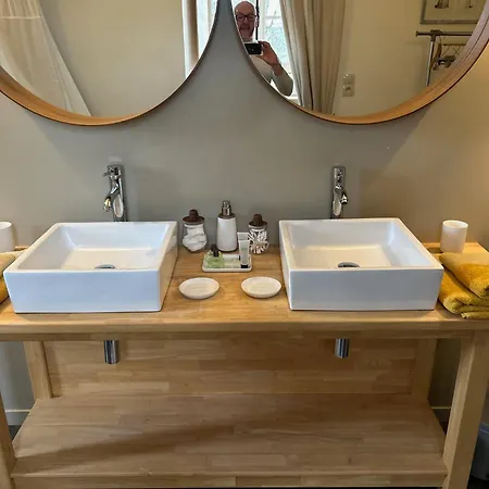 Le Manoir Du Ribardon فندق مبيت وإفطار 3*