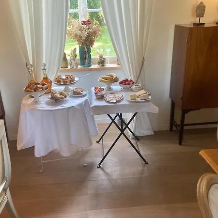 Le Manoir Du Ribardon 3*