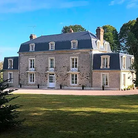 Oda ve Kahvaltı Le Manoir Du Ribardon 3*