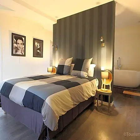Le Manoir Du Ribardon Oda ve Kahvaltı 3*