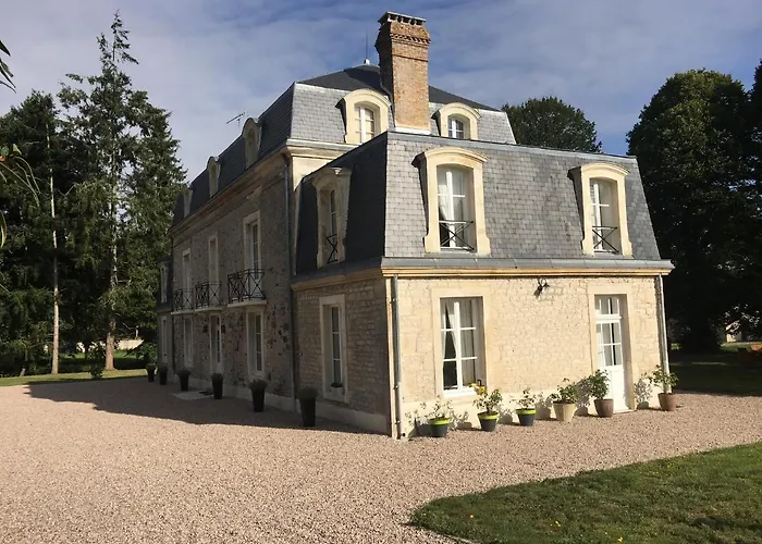 Le Manoir Du Ribardon 3*