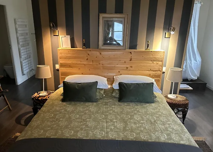 Bed and breakfast Le Manoir Du Ribardon