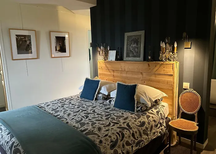 Le Manoir Du Ribardon 3*